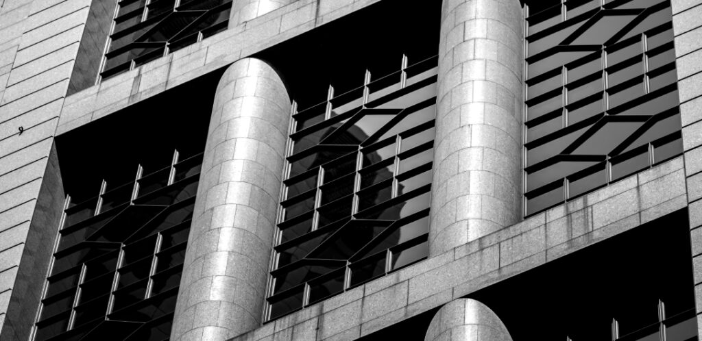 Conoce las características del brutalismo en México